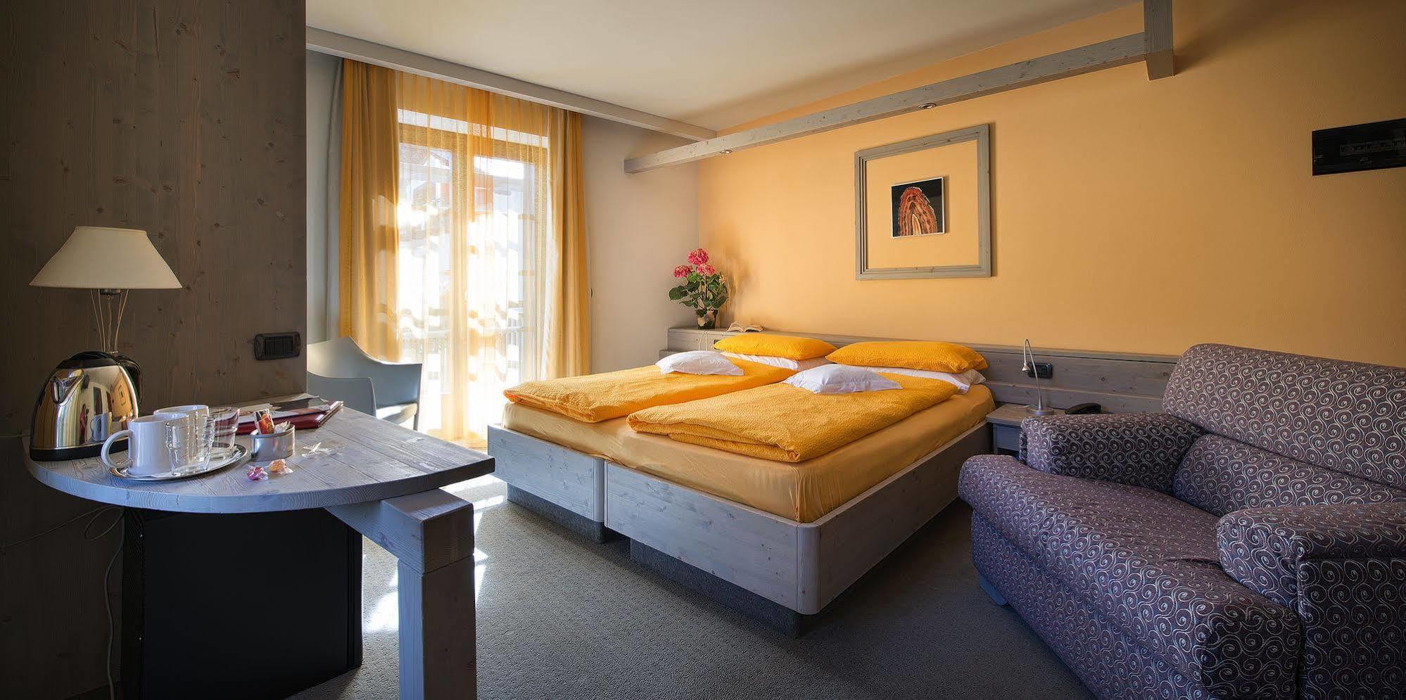 Hotel Marzia Livigno Kültér fotó