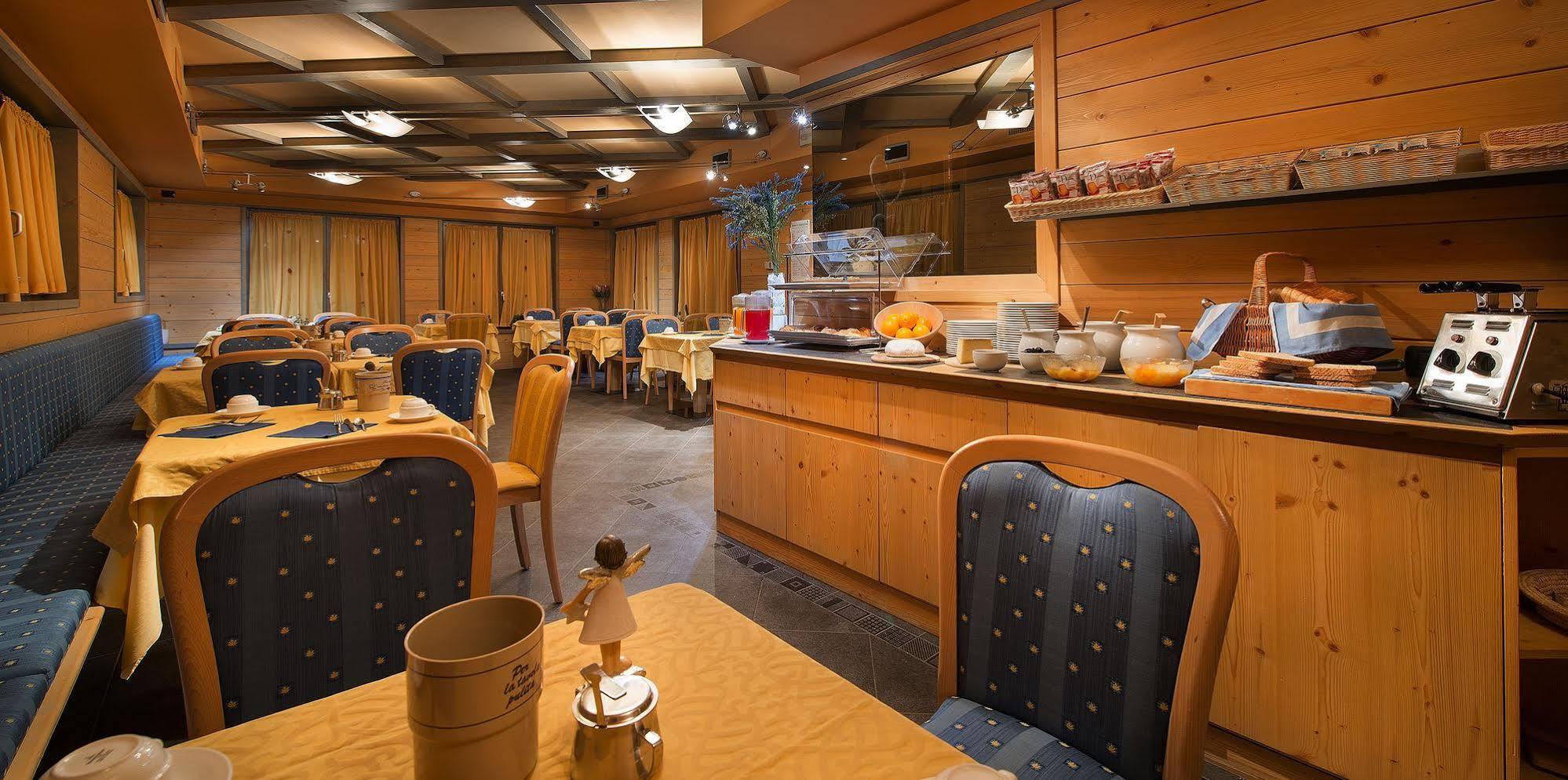 Hotel Marzia Livigno Kültér fotó